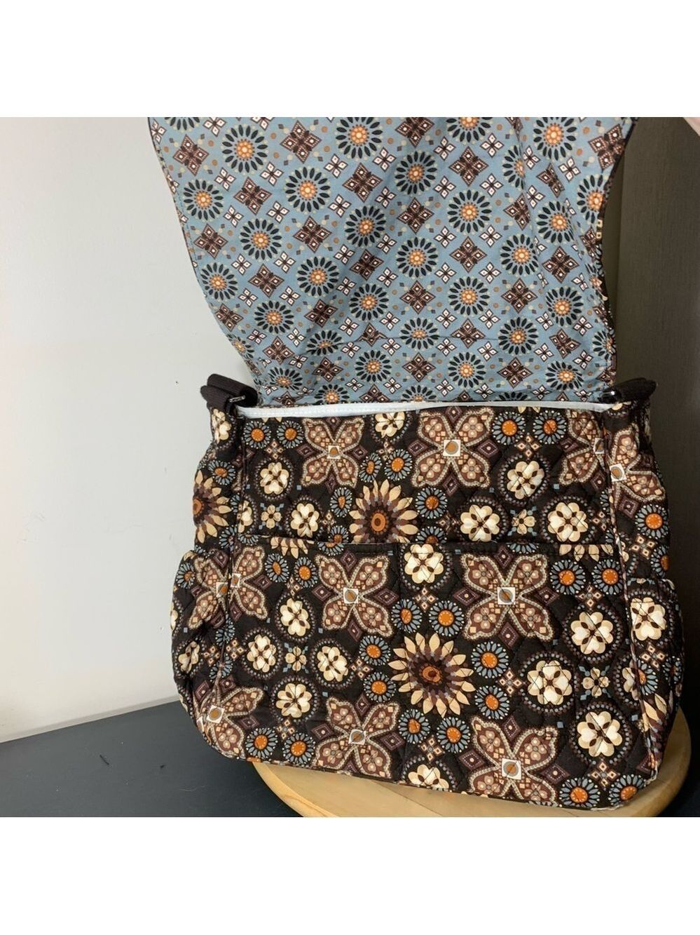 Vera Bradley Crossbody Baby Diaper Messenger Floral Travel Bag Brown Ajust Strap - Picture 6 of 13